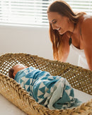 Āhuru Swaddle