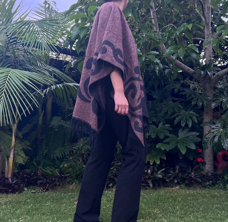 Kahu Poncho