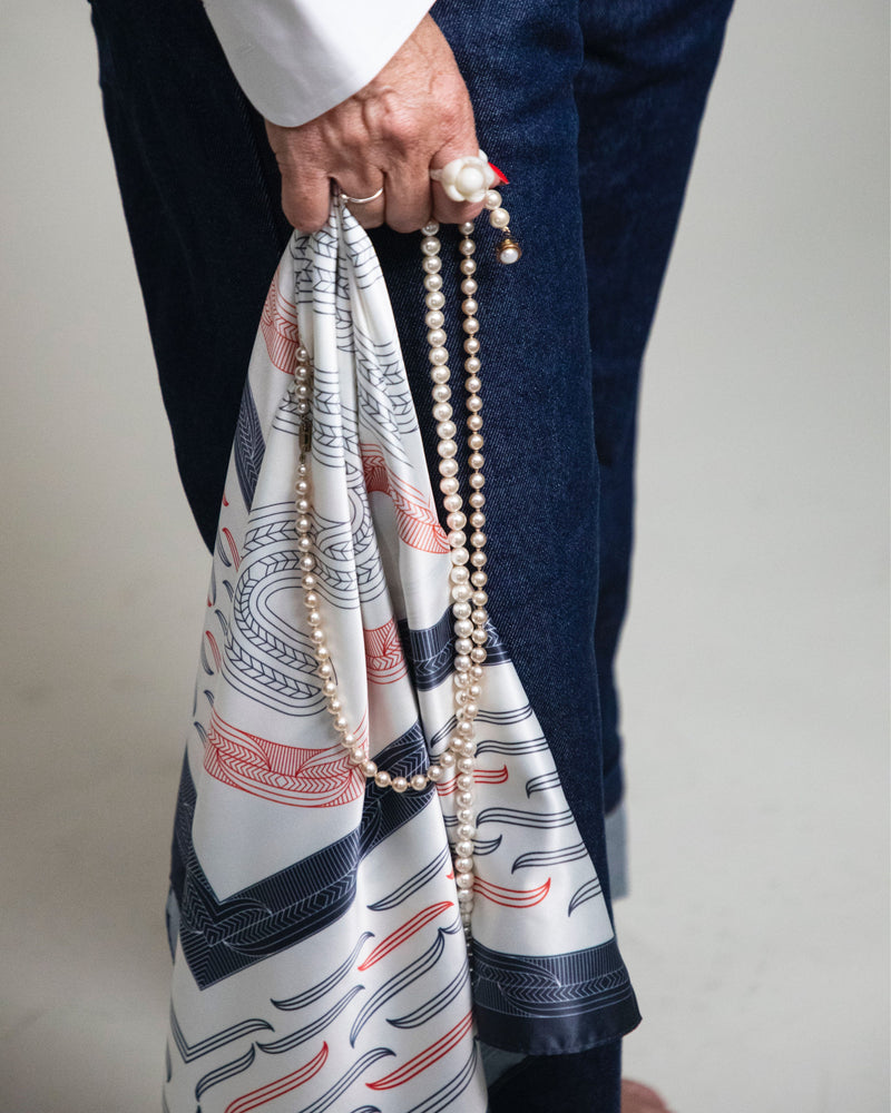 Kāmeta Satin - Takirau