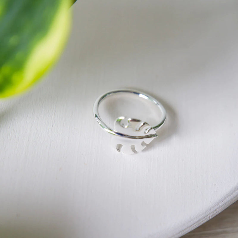 Bijoux Petite Monstera Leaf Ring